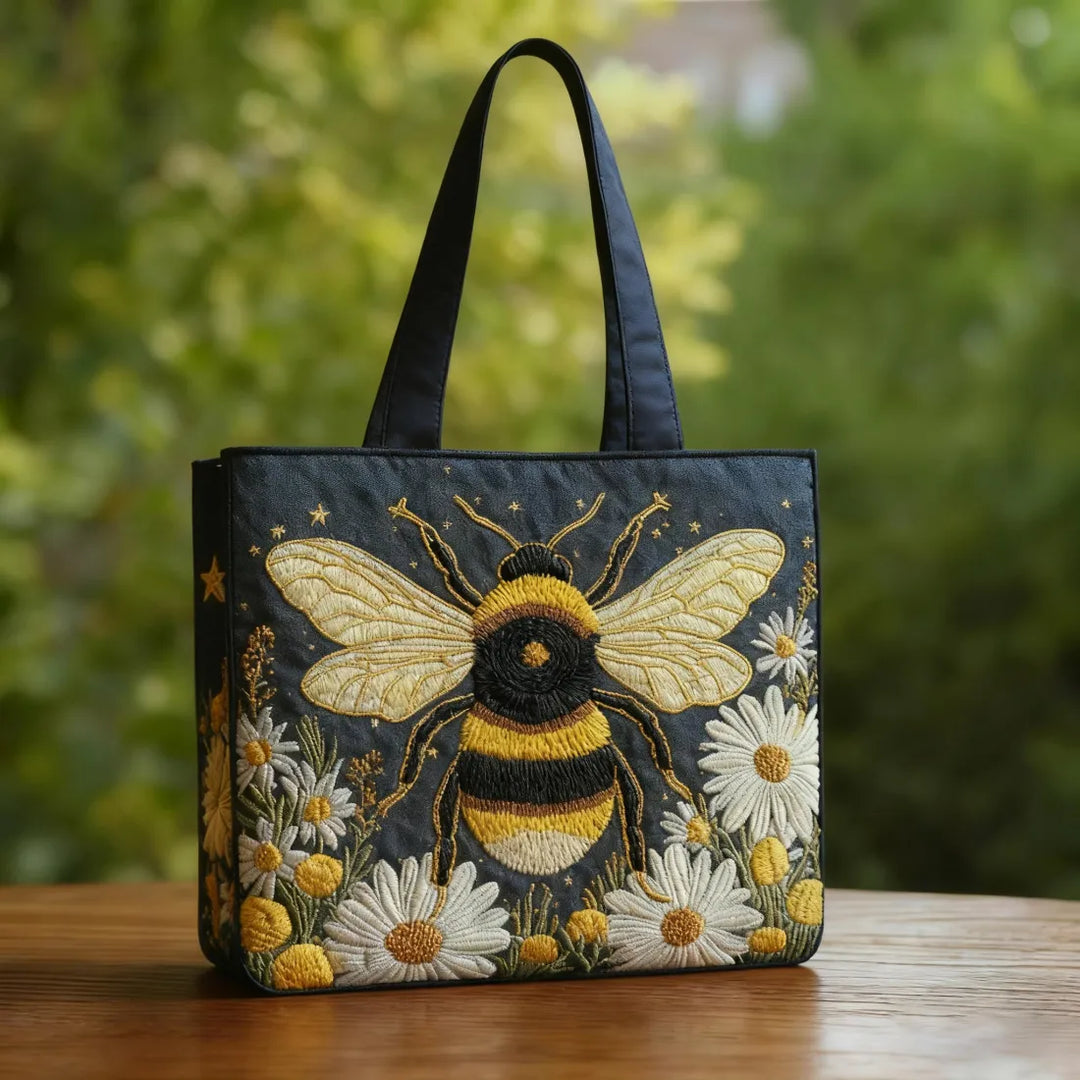 Quiltet Tote Bag - Bi med Margueritter og Stjerner