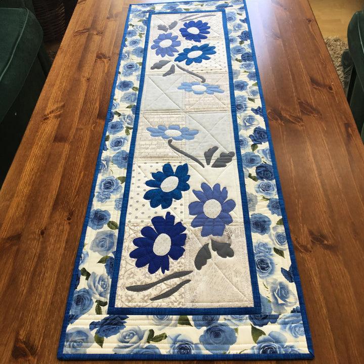 Blå Blomst Elegance Quiltet Bordløber NCU0TL211