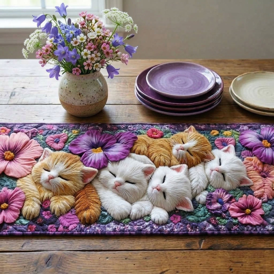 Hyggelig Kattehvile Quilted Bordløber NCU0NT9190