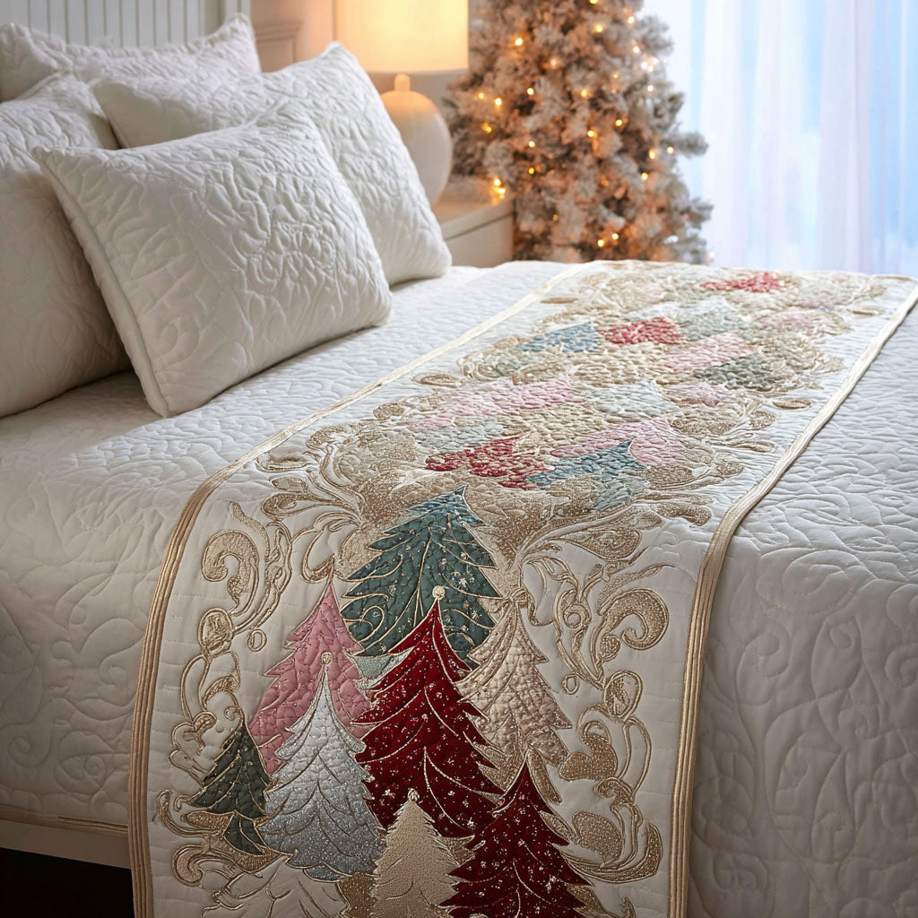 Glædelig Gran Quilted Bed Runner NCU0PT9114