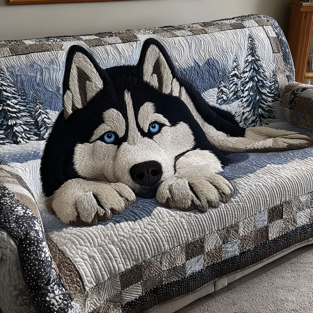 Silent Snow Watcher Quilted Sofa Cover NCU0PT9817